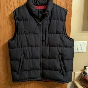 Men's Black Quilted Puffer Vest - Reversible Style